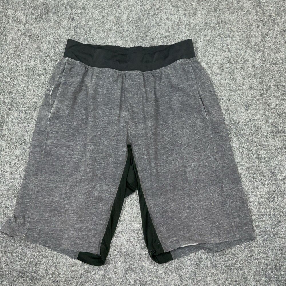 Lululemon Shorts Mens Size S Gray THE Short Casual Active Lounge